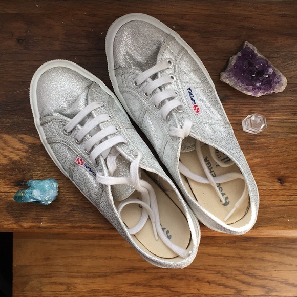 superga 2750 lame silver